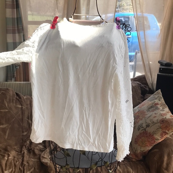 Top - Picture 3 of 4